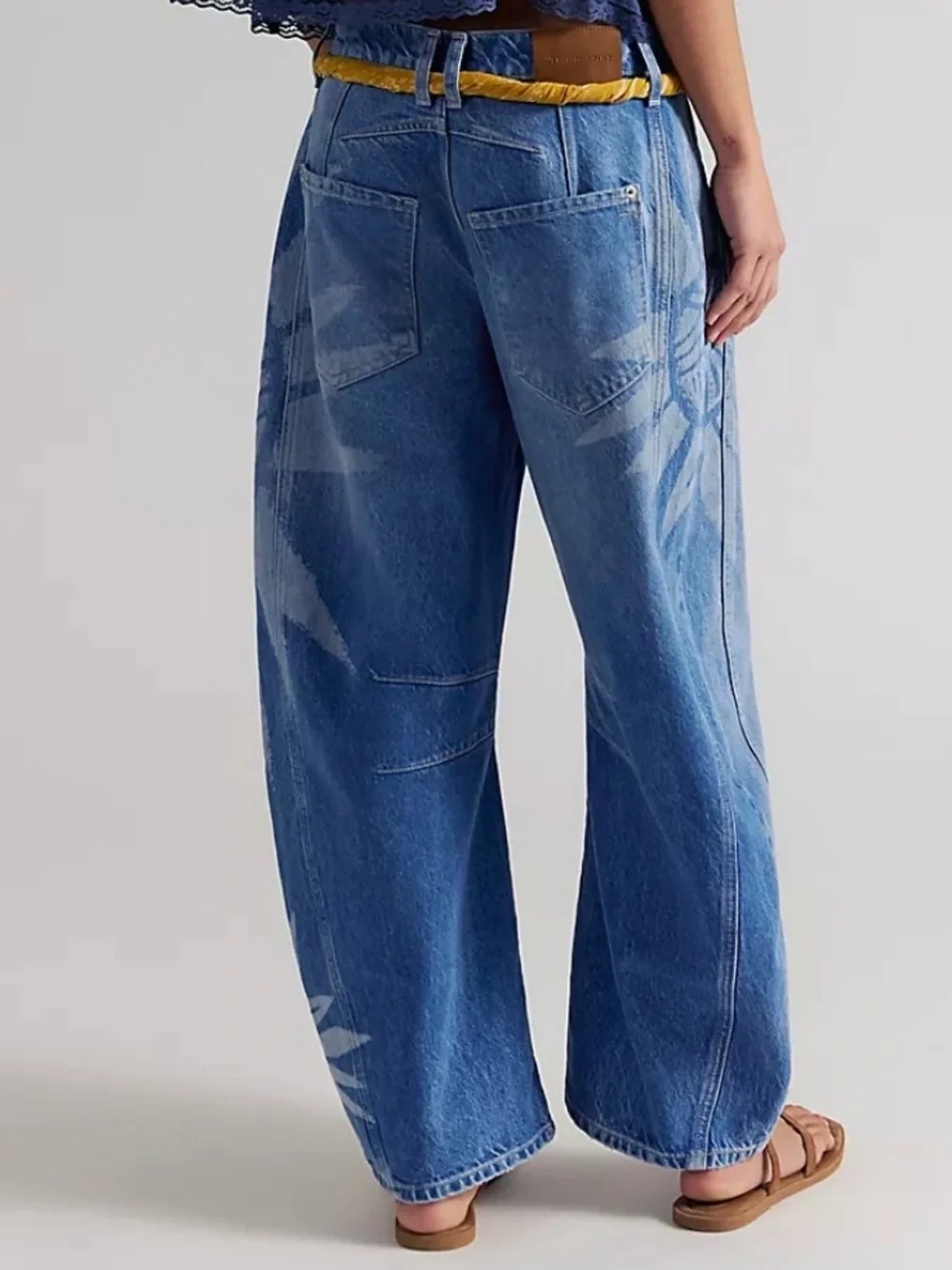 Free People We The Free Good Luck Printed Barrel Jeans. NWT. Sun fade